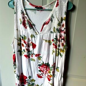 Sleeveless longer top in t-shirt type fabric